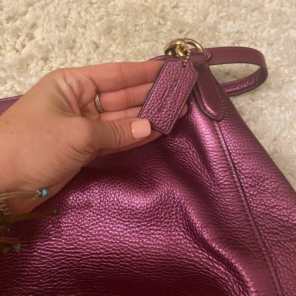 Brand new coach purse still has original bc paper and price tag!
